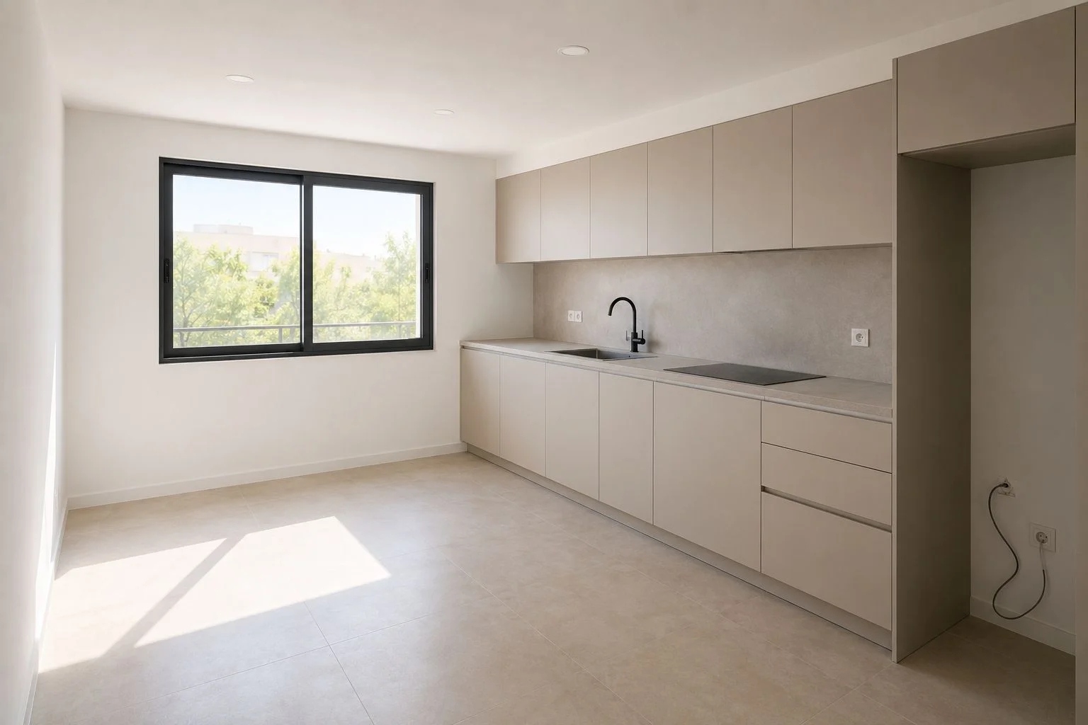 Cocina reformada con acabados actuales en Villena